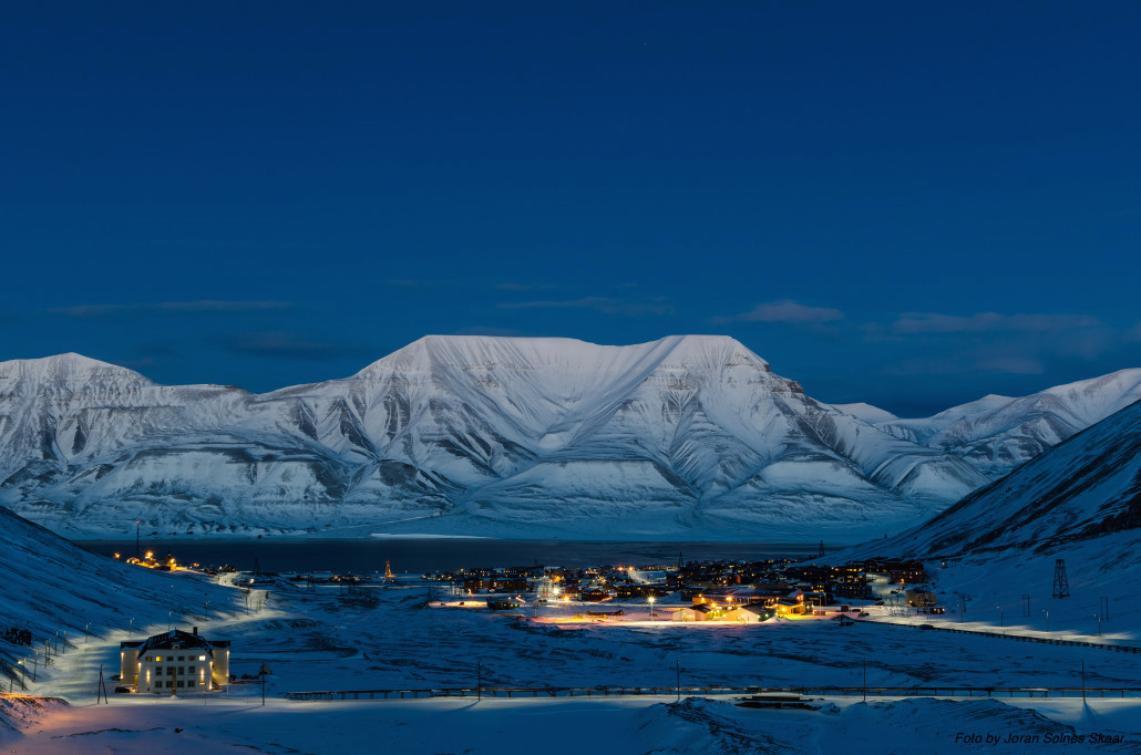 Svalbard Jøran Solnes Skaar con crediti 1030x682